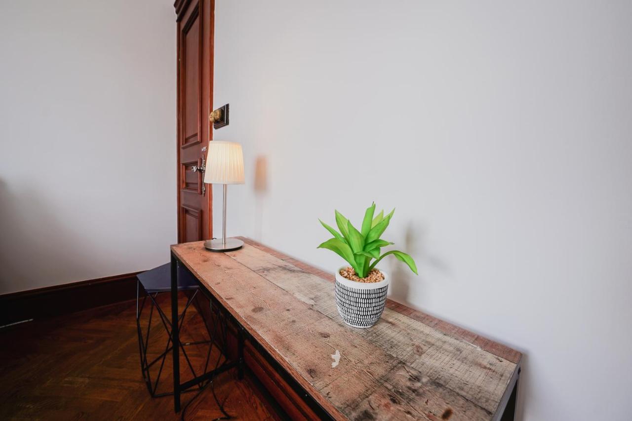 Classic Paddington 2-Bedroom Apartment London Bagian luar foto