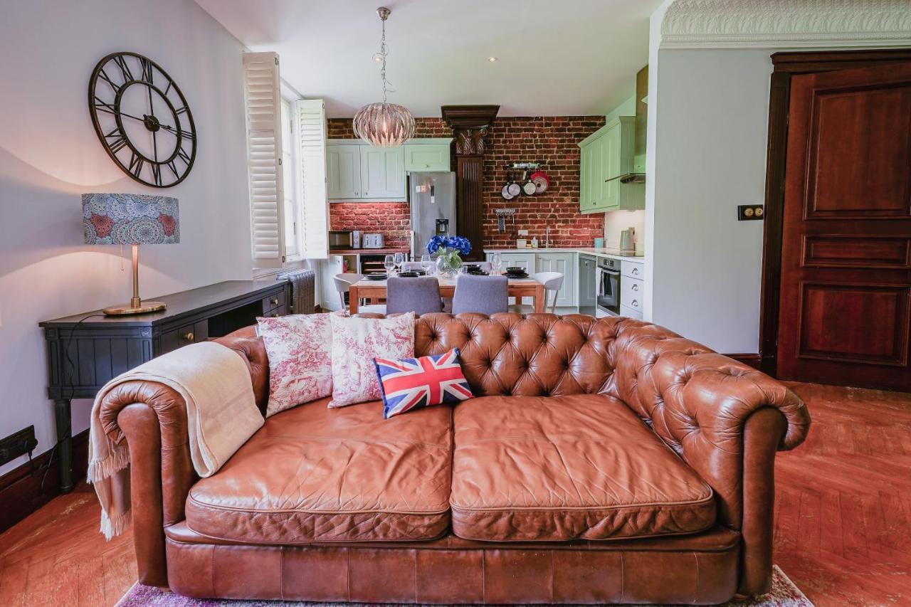 Classic Paddington 2-Bedroom Apartment London Bagian luar foto