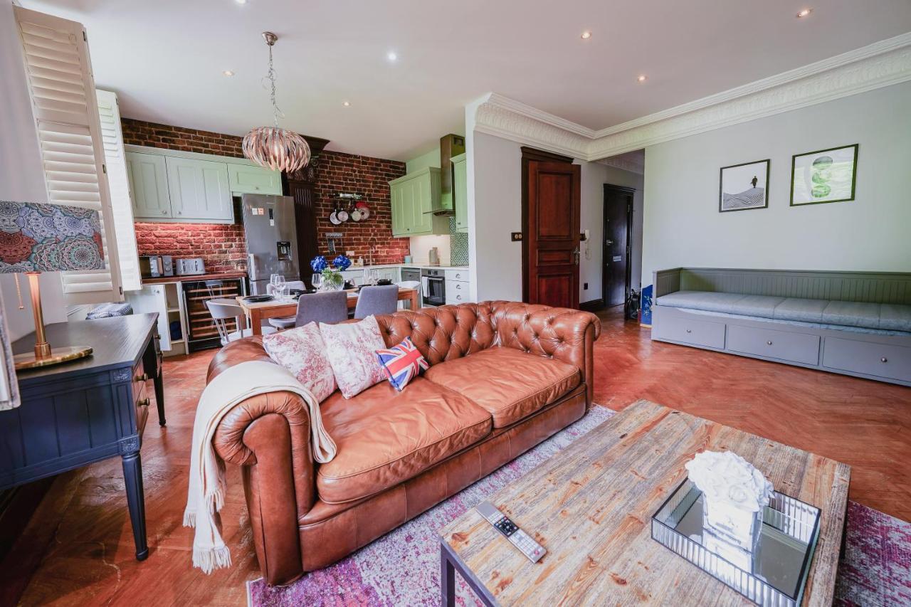 Classic Paddington 2-Bedroom Apartment London Bagian luar foto