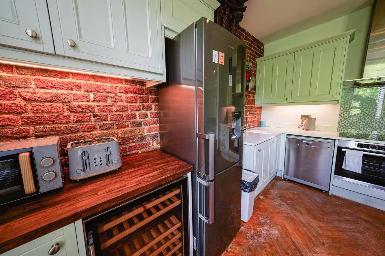 Classic Paddington 2-Bedroom Apartment London Bagian luar foto