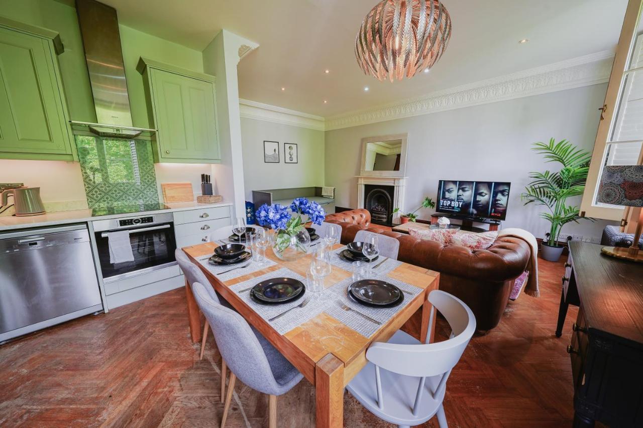 Classic Paddington 2-Bedroom Apartment London Bagian luar foto